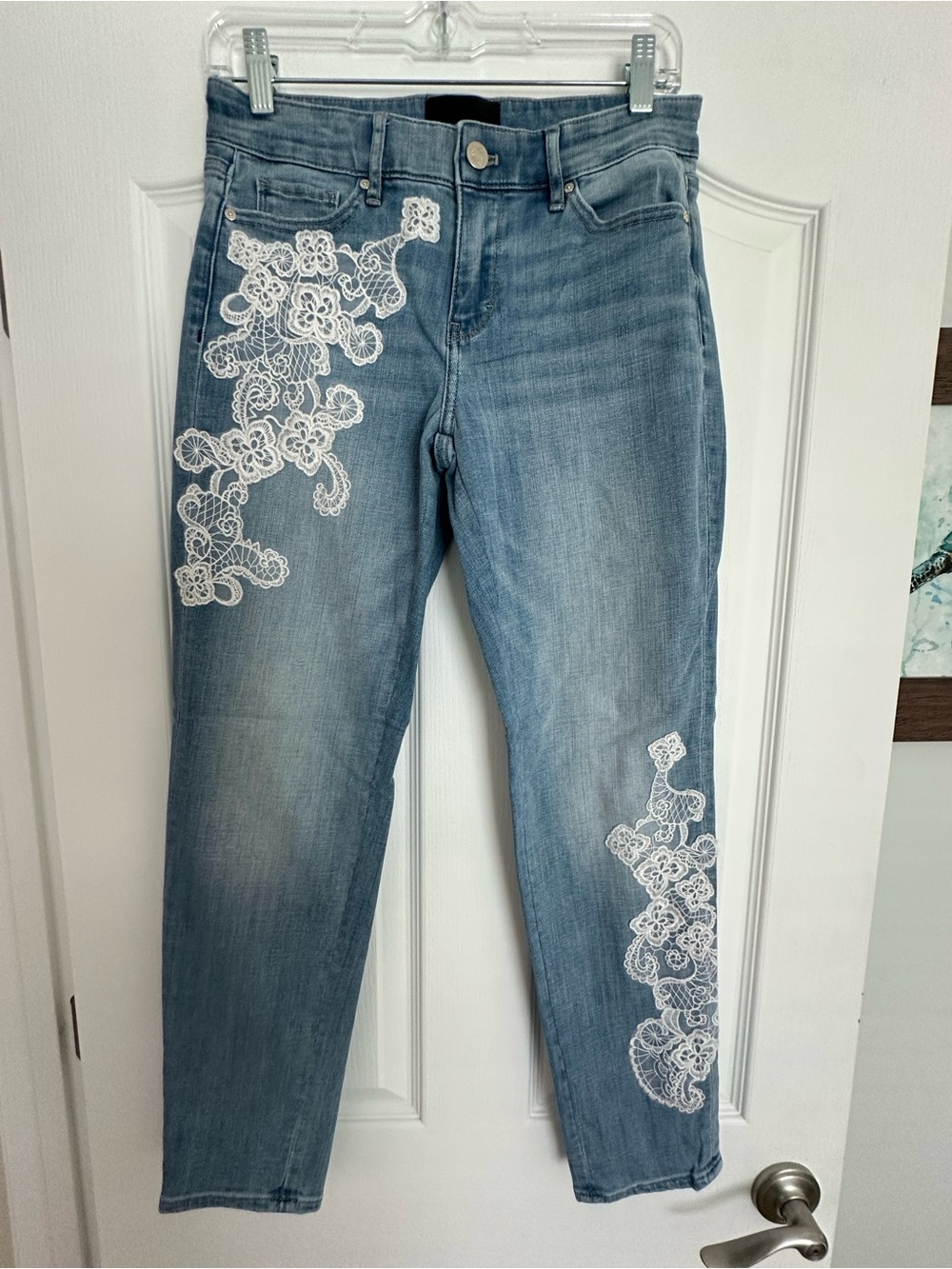 WHBM Brand New Mid-Rise Girlfriend Blue Women's Jeans with White Lace Appliqué